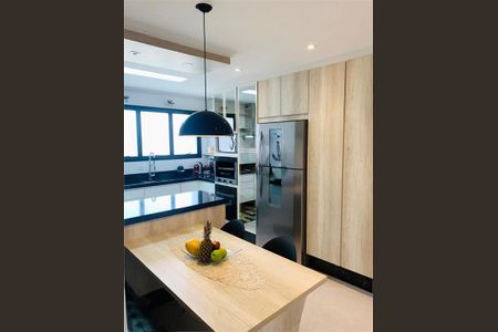 Apartamento à venda com 285m², 4 quartos e 3 vagas