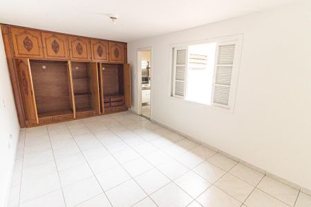 Casa para alugar com 230m², 3 quartos e 2 vagas Casa para alugar com 230m², 3 quartos e 2 vagasSuíte