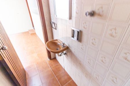 Casa para alugar com 230m², 3 quartos e 2 vagas Casa para alugar com 230m², 3 quartos e 2 vagasBanheiro de Serviço