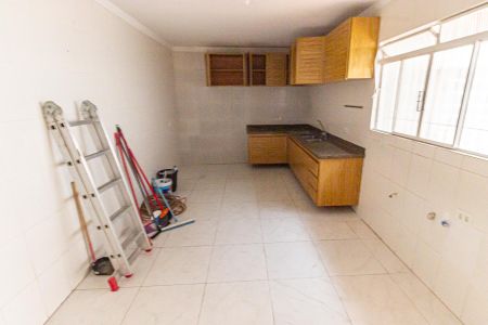 Casa para alugar com 230m², 3 quartos e 2 vagas Casa para alugar com 230m², 3 quartos e 2 vagasCozinha
