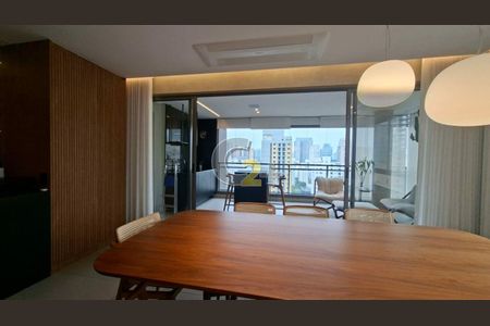 Apartamento à venda com 2 quartos, 117m² em Indianópolis, São Paulo