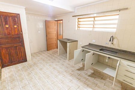 Casa para alugar com 200m², 2 quartos e 2 vagas Casa para alugar com 200m², 2 quartos e 2 vagasCozinha