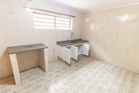 Casa para alugar com 200m², 2 quartos e 2 vagas Casa para alugar com 200m², 2 quartos e 2 vagasCozinha