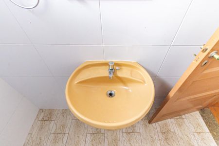 Casa para alugar com 200m², 2 quartos e 2 vagas Casa para alugar com 200m², 2 quartos e 2 vagasBanheiro