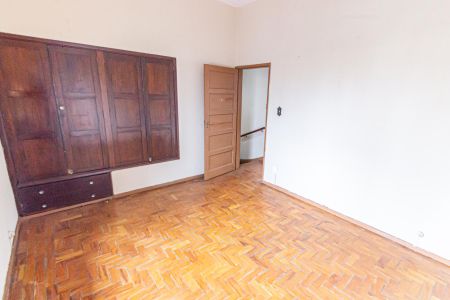 Casa para alugar com 200m², 2 quartos e 2 vagas Casa para alugar com 200m², 2 quartos e 2 vagasQuarto 1