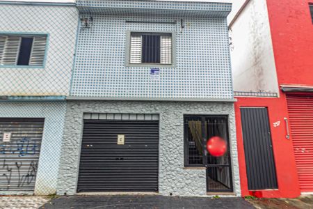 Casa para alugar com 200m², 1 quarto e 1 vaga Casa para alugar com 200m², 1 quarto e 1 vagaFachada