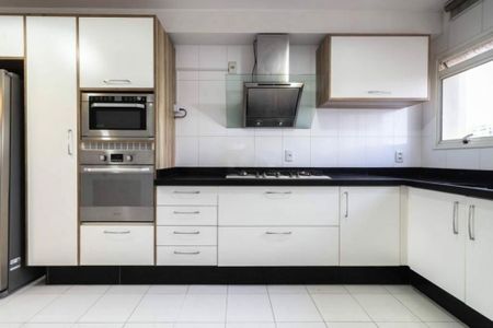 Apartamento à venda com 172m², 3 quartos e 3 vagas