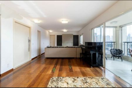 Apartamento à venda com 172m², 3 quartos e 3 vagas