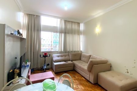 Sala de apartamento para alugar com 3 quartos, 90m² em Centro, Belo Horizonte