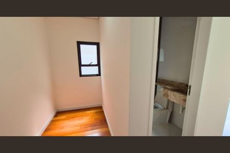 Casa à venda com 170m², 3 quartos e 3 vagas
