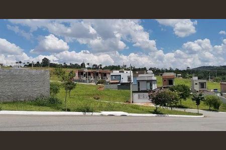 Casa à venda com 170m², 3 quartos e 3 vagas