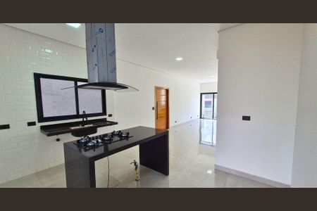 Casa à venda com 170m², 3 quartos e 3 vagas