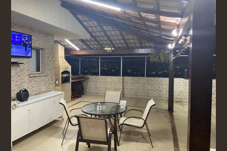 Apartamento à venda com 137m², 3 quartos e 2 vagas
