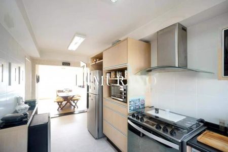 Apartamento à venda com 172m², 3 quartos e 3 vagas