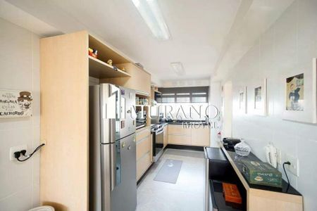 Apartamento à venda com 172m², 3 quartos e 3 vagas