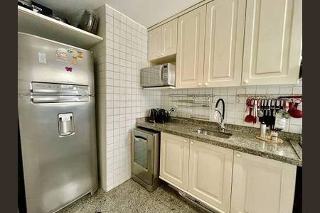 Apartamento à venda com 76m², 2 quartos e 1 vaga