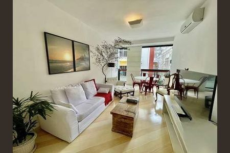 Apartamento à venda com 76m², 2 quartos e 1 vaga
