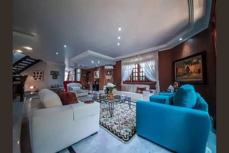 Casa à venda com 580m², 4 quartos e 8 vagas