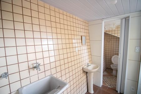 Casa para alugar com 55m², 1 quarto e 1 vaga Casa para alugar com 55m², 1 quarto e 1 vagaÁREA DE SERVIÇO