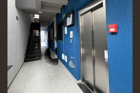 Apartamento à venda com 33m², 2 quartos e sem vaga