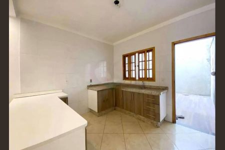 Casa à venda com 125m², 3 quartos e 4 vagas