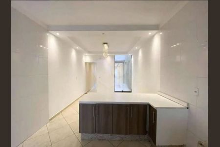 Casa à venda com 125m², 3 quartos e 4 vagas