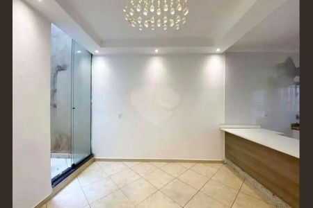 Casa à venda com 3 quartos, 125m² em Vila Taquari, São Paulo