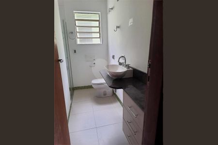 Casa à venda com 150m², 3 quartos e 6 vagas