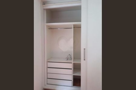 Casa à venda com 150m², 3 quartos e 6 vagas