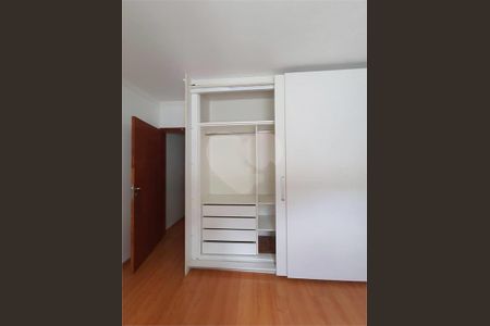 Casa à venda com 150m², 3 quartos e 6 vagas