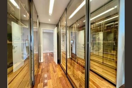 Apartamento à venda com 178m², 4 quartos e 2 vagas