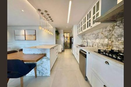 Apartamento à venda com 178m², 4 quartos e 2 vagas