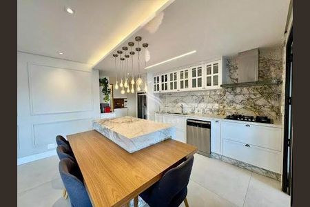 Apartamento à venda com 178m², 4 quartos e 2 vagas