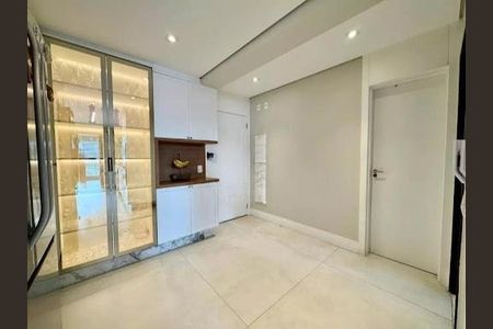 Apartamento à venda com 178m², 4 quartos e 2 vagas
