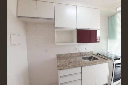 Apartamento à venda com 60m², 2 quartos e 1 vaga