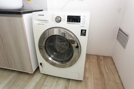 Apartamento para alugar com 57m², 2 quartos e 1 vagaÁrea de Serviço - Máquina de Lavar