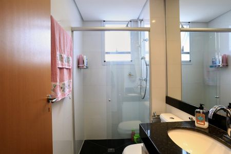 Apartamento à venda com 88m², 3 quartos e 2 vagas Apartamento à venda com 88m², 3 quartos e 2 vagasBanheiro