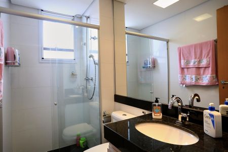 Apartamento à venda com 88m², 3 quartos e 2 vagas Apartamento à venda com 88m², 3 quartos e 2 vagasBanheiro