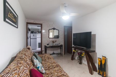 Sala de apartamento para alugar com 2 quartos, 50m² em Jardim Marica, Mogi das Cruzes