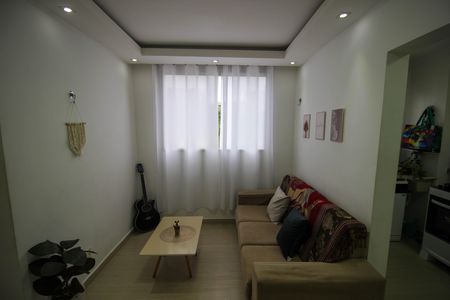 Apartamento para alugar com 2 quartos, 45m² em Jardim Mirante dos Ovnis, Votorantim