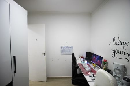 Apartamento para alugar com 2 quartos, 45m² em Jardim Mirante dos Ovnis, Votorantim