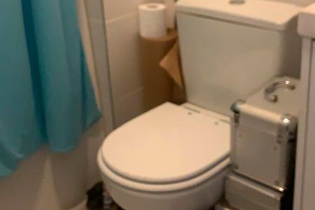 Apartamento à venda com 113m², 3 quartos e 2 vagas Apartamento à venda com 113m², 3 quartos e 2 vagasBanheiro da Suíte 1