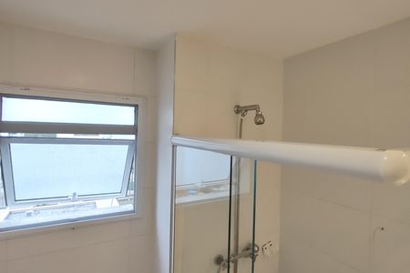 Apartamento à venda com 113m², 3 quartos e 2 vagas Apartamento à venda com 113m², 3 quartos e 2 vagasBanheiro da Suíte 2