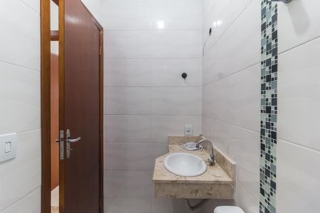 Casa para alugar com 142m², 3 quartos e 3 vagas Casa para alugar com 142m², 3 quartos e 3 vagasBanheiro
