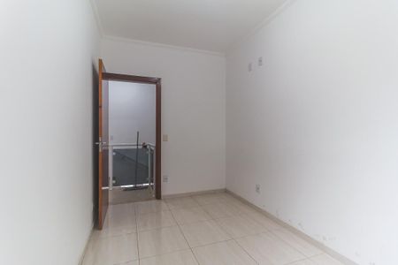 Casa para alugar com 142m², 3 quartos e 3 vagas Casa para alugar com 142m², 3 quartos e 3 vagasQuarto 3