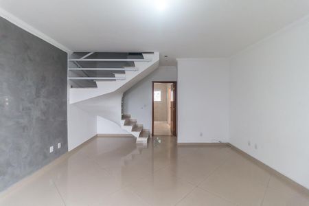 Sala de casa para alugar com 3 quartos, 142m² em Jardim Camila, Mogi das Cruzes