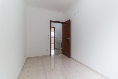 Casa para alugar com 142m², 3 quartos e 3 vagas Casa para alugar com 142m², 3 quartos e 3 vagasQuarto 2