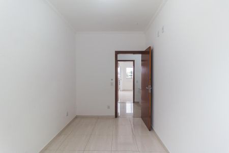 Casa para alugar com 142m², 3 quartos e 3 vagas Casa para alugar com 142m², 3 quartos e 3 vagasQuarto 2