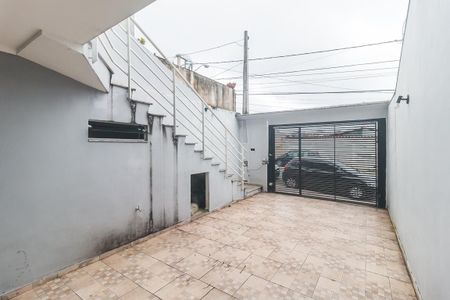 Casa para alugar com 142m², 3 quartos e 3 vagas Casa para alugar com 142m², 3 quartos e 3 vagasGaragem