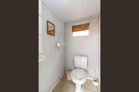 Casa à venda com 220m², 2 quartos e 1 vaga Casa à venda com 220m², 2 quartos e 1 vagaBanheiro de Serviço